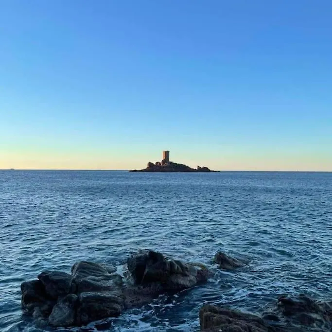 Saint-Raphaël Cap Esterel Cote D'Azur Vue Mer 0*,  צרפת